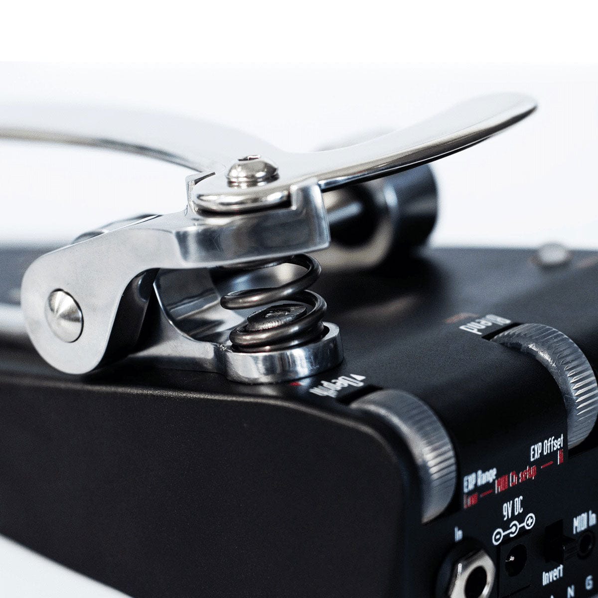 Gamechanger Audio Pedaler Gamechanger Audio Bigsby Pedal tgt11