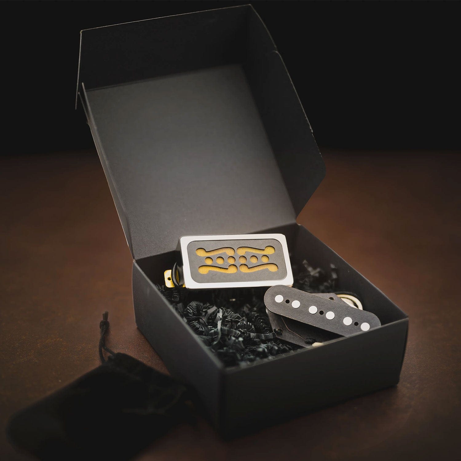 Gramel Guitars Stränginstrument Gramel Gold & Grit tele set HB Gold Foil & Broadcaster Bridge tgt11