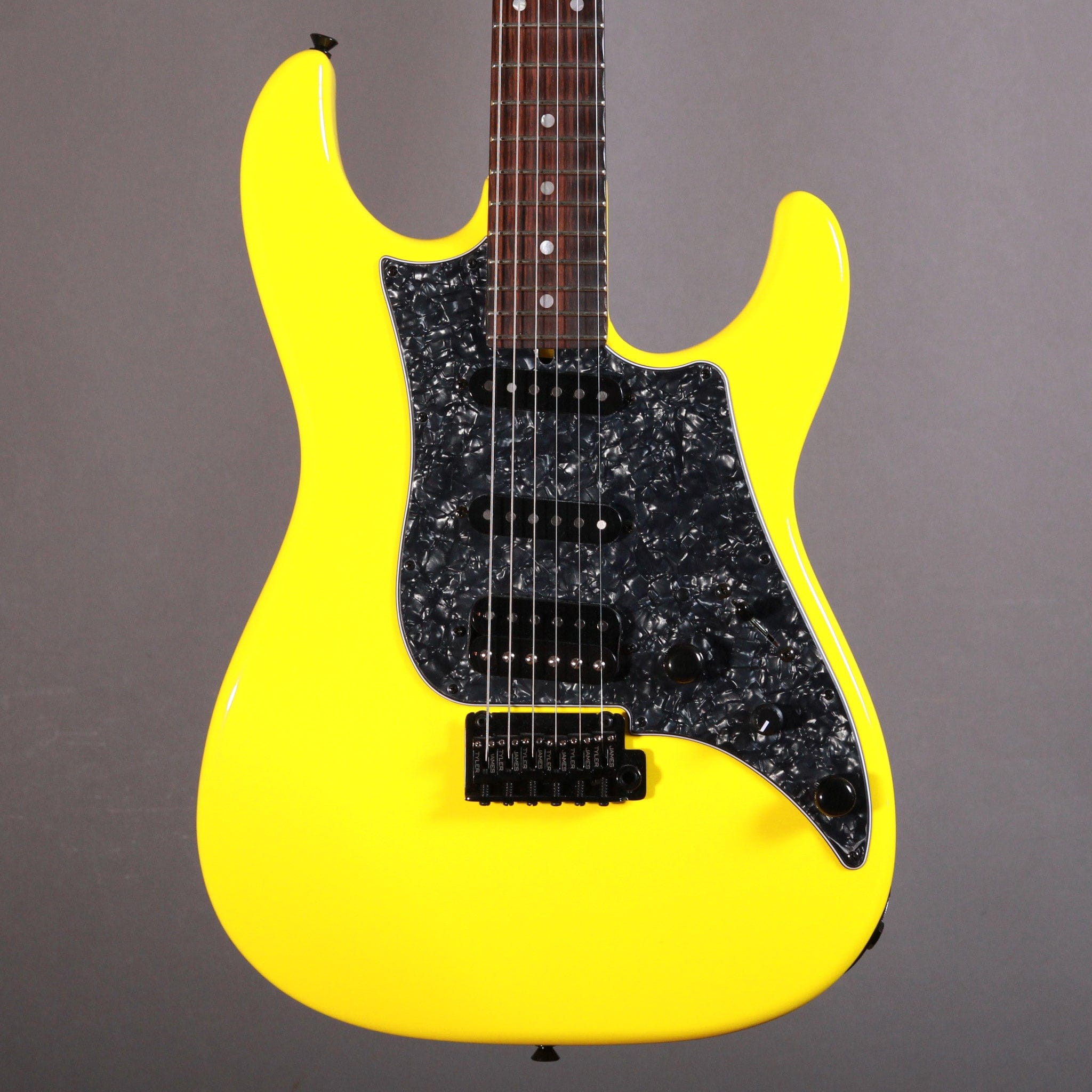 James Tyler Guitars JTG MK1 Fly Yellow - tgt11 – These Go To 11