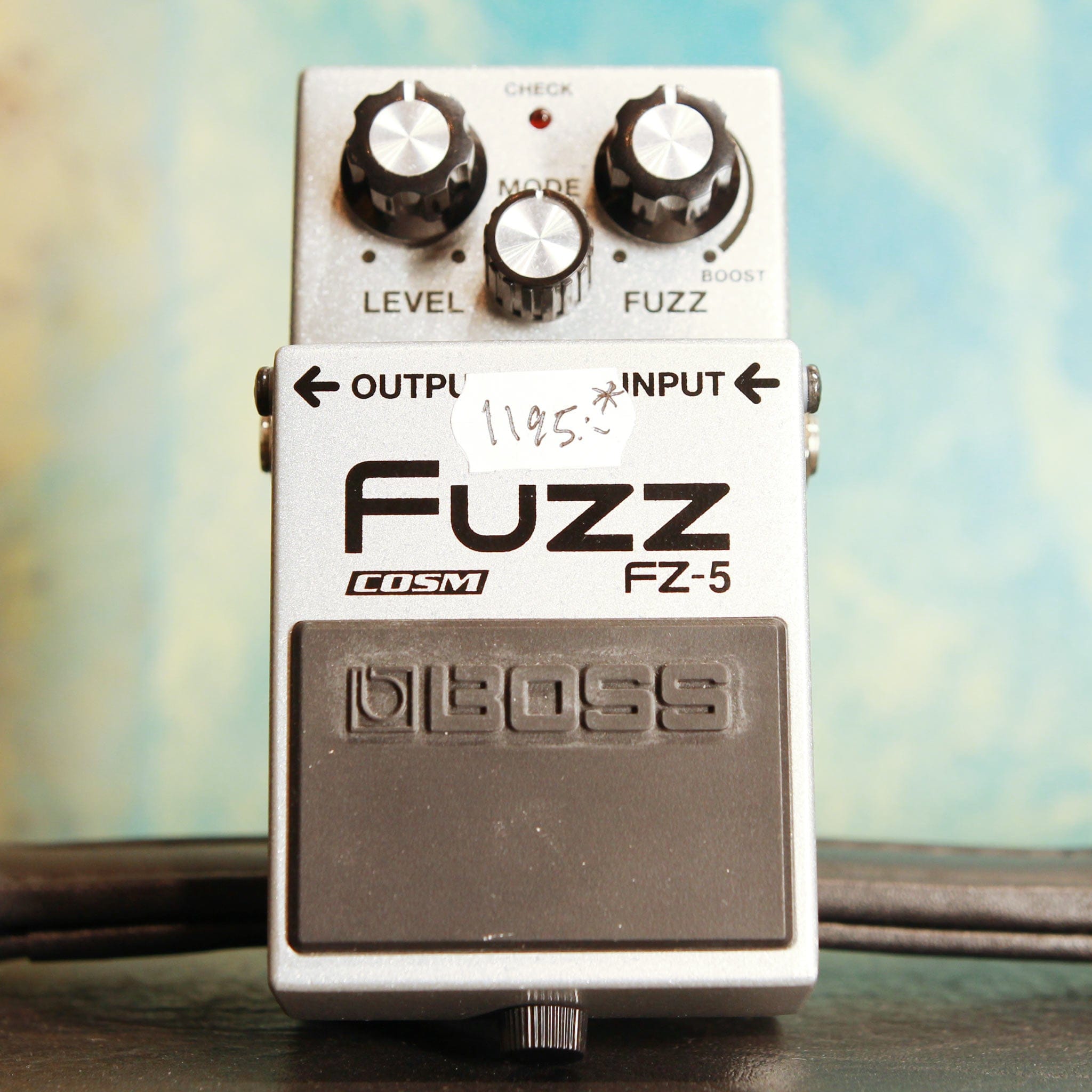 These Go To 11 Begagnat BOSS FZ-5 Fuzz USED - Very Good Condition - with Box no PSU tgt11