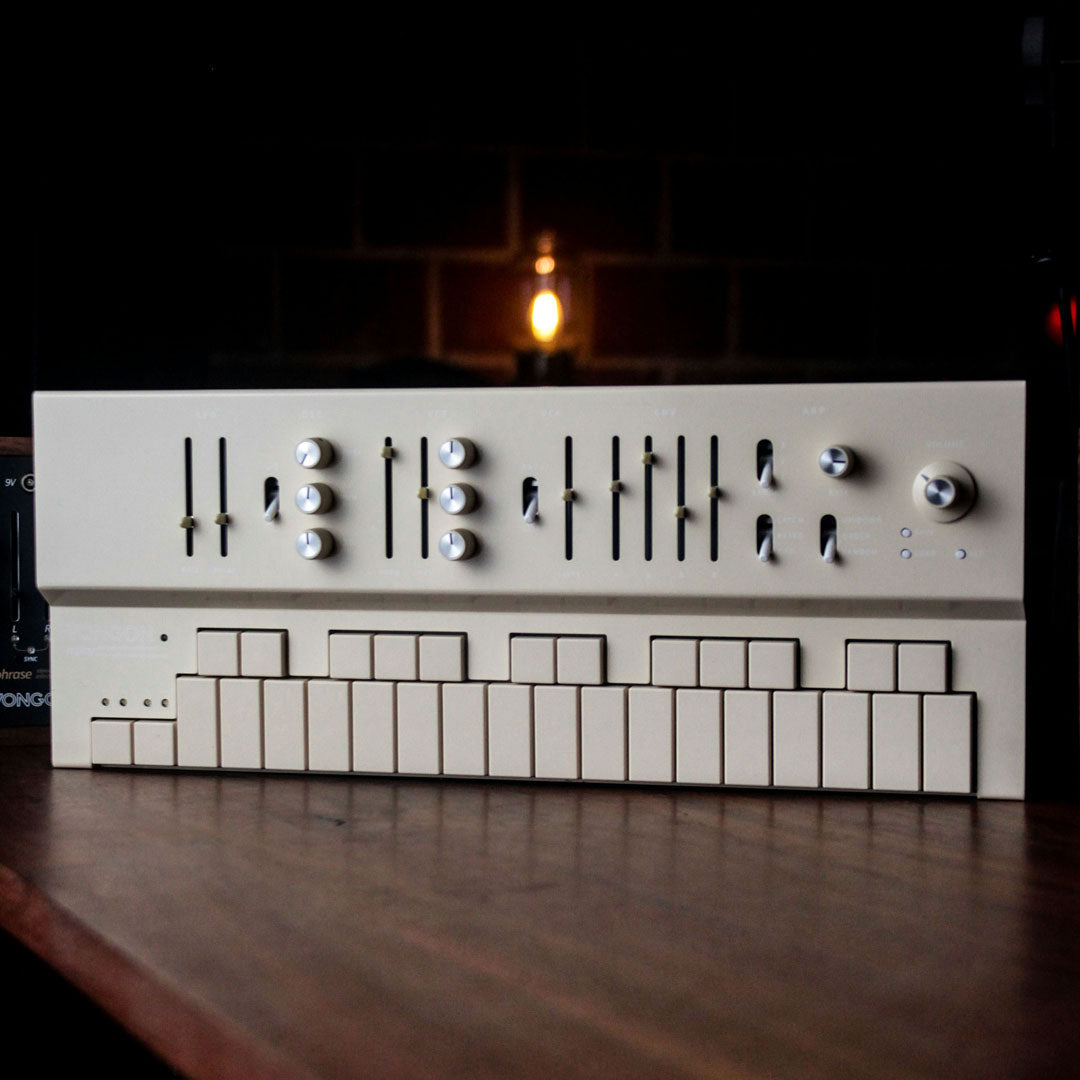 Vongon the Replay Poly Synth