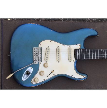 M.B. Guitars 62-S Lake Placid Blue Slab Board