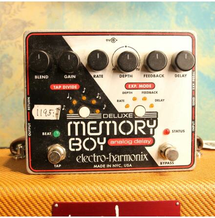 EHX Deluxe Memory Boy USED - Very Good Condition - with Box no PSU