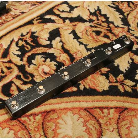 One Control Agamidae Tail Loop USED - Very Good Condition - Box, no PSU