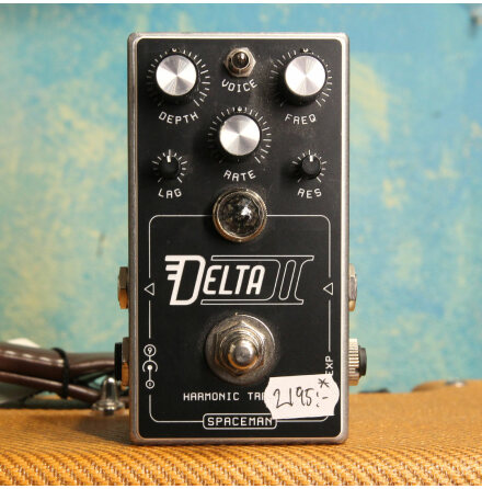 Spaceman Delta II Black USED - Very Good Condition - Box, no PSU
