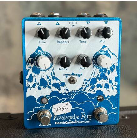 Earthquaker Devices Avalanche Run USED - Very Good condition - w/ Box no PSU