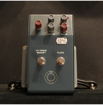 Bae Hot Fuzz USED - Very Good Condition - w/ Box no PSU