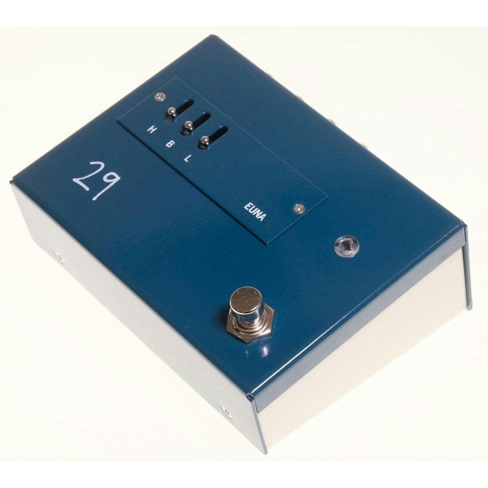 29 Pedals EUNA – These Go To 11