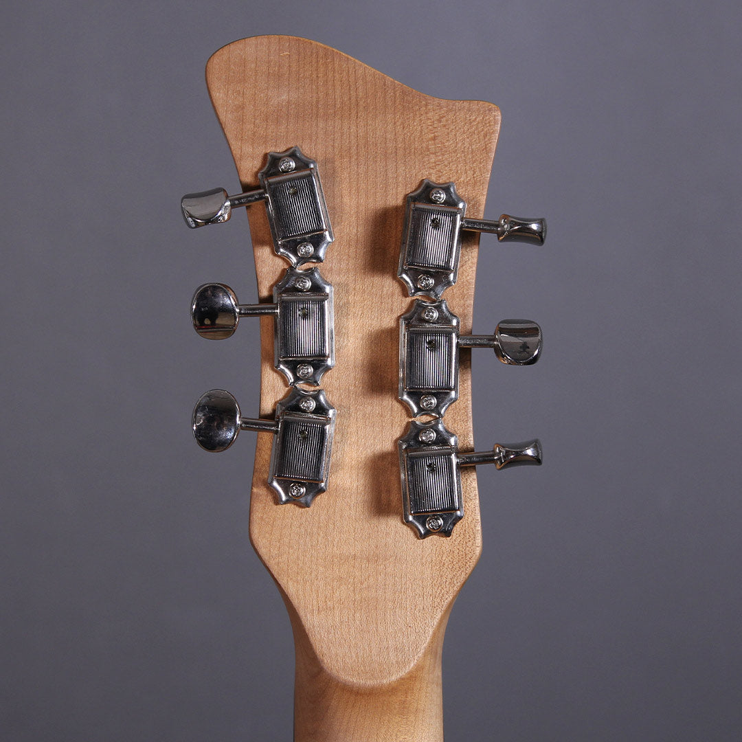 Gramel Guitars The Moose Metallic Red