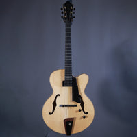 Eastman AR880CE John Pisano Natural USED - Very Good Condition - with Hardcase