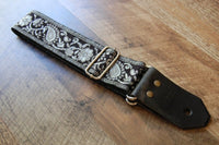 Bluebird Straps Stränginstrument Bluebird Standard Series - Black & Silver Paisley Strap tgt11