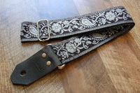 Bluebird Straps Stränginstrument Bluebird Standard Series - Black & Silver Paisley Strap tgt11