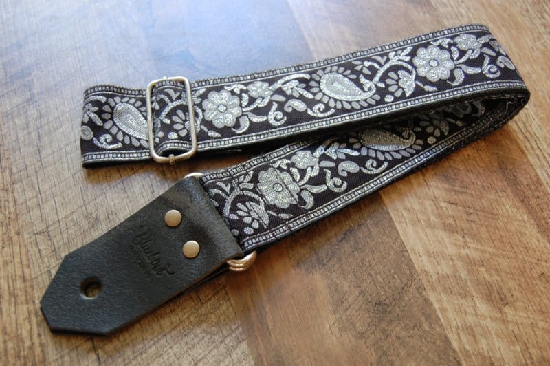 Bluebird Straps Stränginstrument Bluebird Standard Series - Black & Silver Paisley Strap tgt11