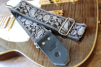 Bluebird Straps Stränginstrument Bluebird Standard Series - Black & Silver Paisley Strap tgt11