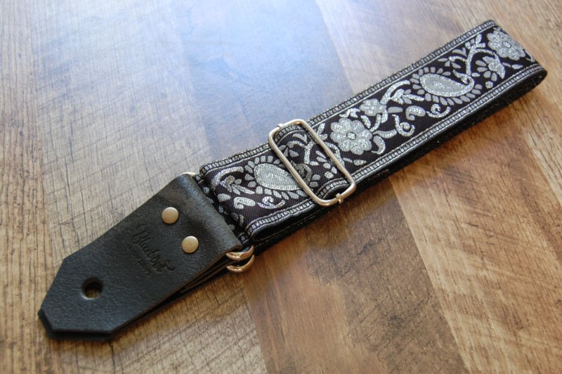 Bluebird Standard Series - Black & Silver Paisley Strap