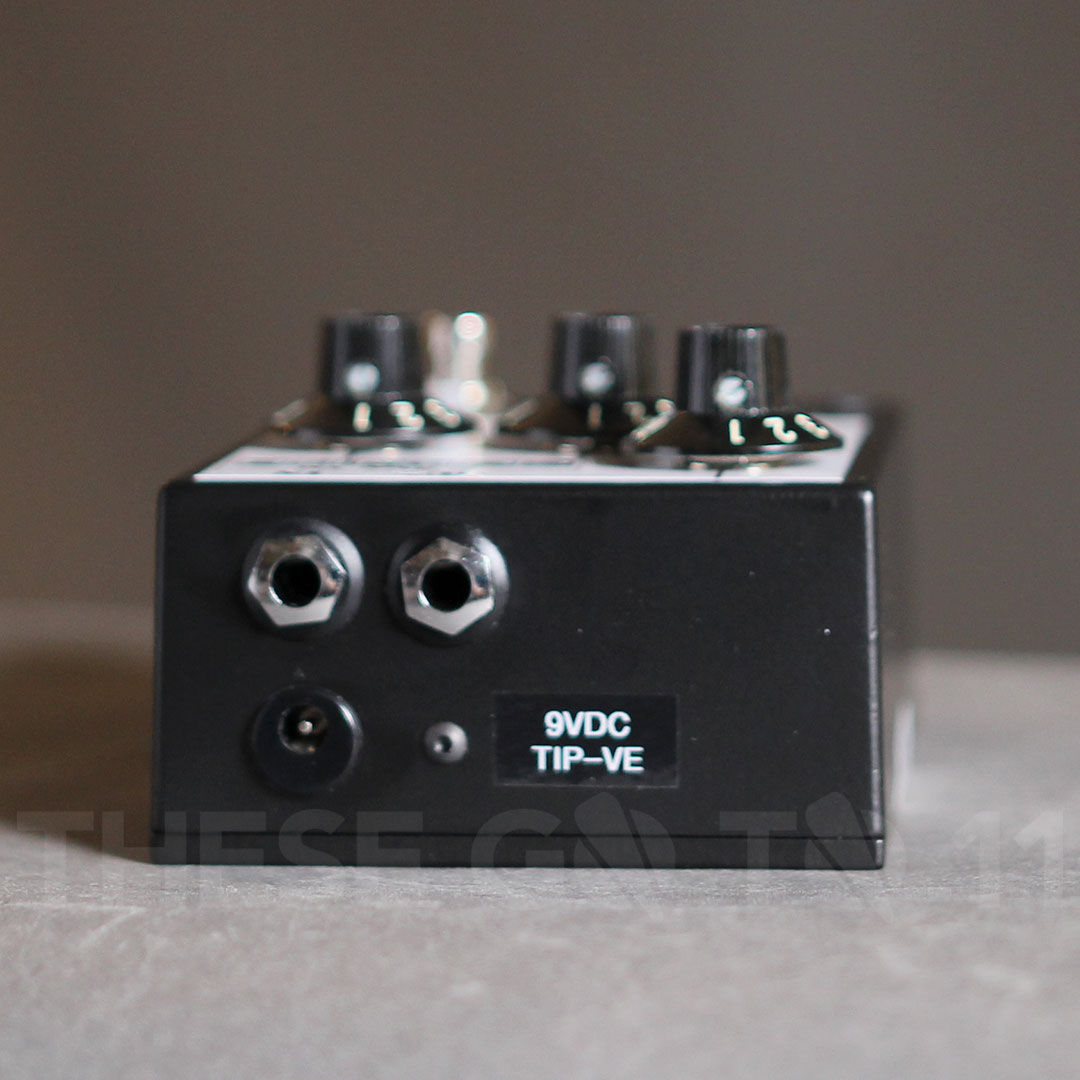 Pete Cornish P-2 Fuzz Battery Free Series