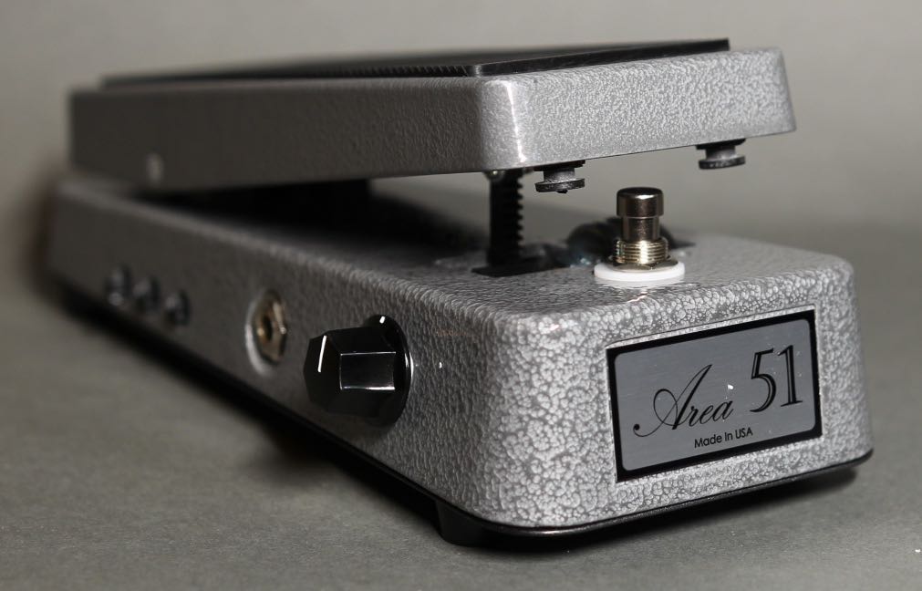 Area 51 Custom Wah Gray Fully loaded