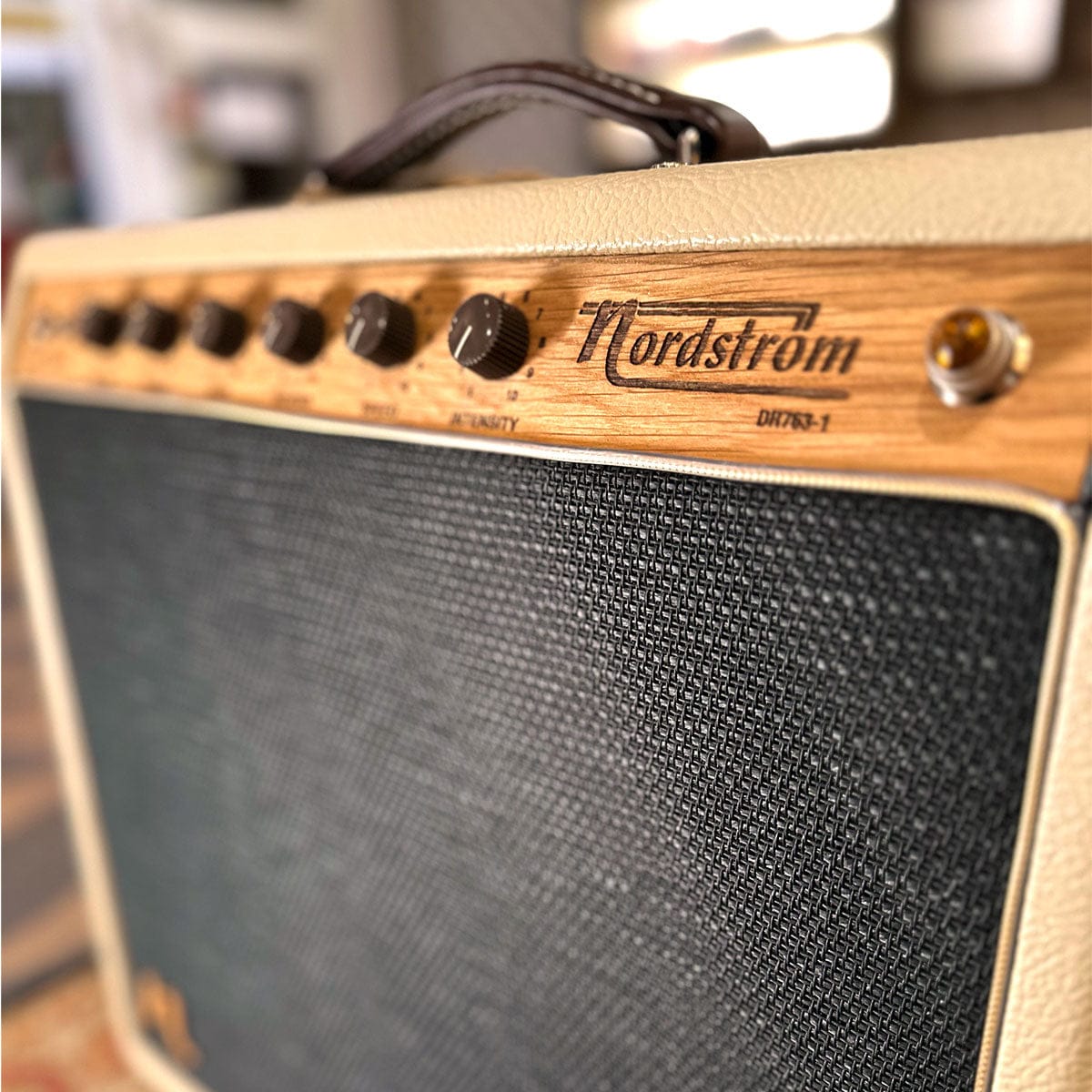 Nordström Amps Förstärkare Nordström Amps DR763-1 Deluxe Reverb 1x12 Combo tgt11