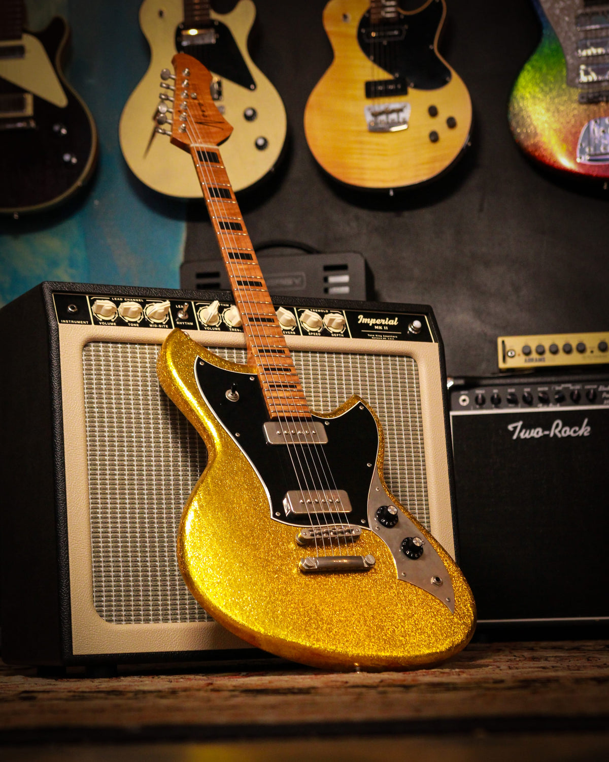 NOVO Guitars Elgitarr Novo Nucleus Serus J Your Gold Dress Sparkle tgt11