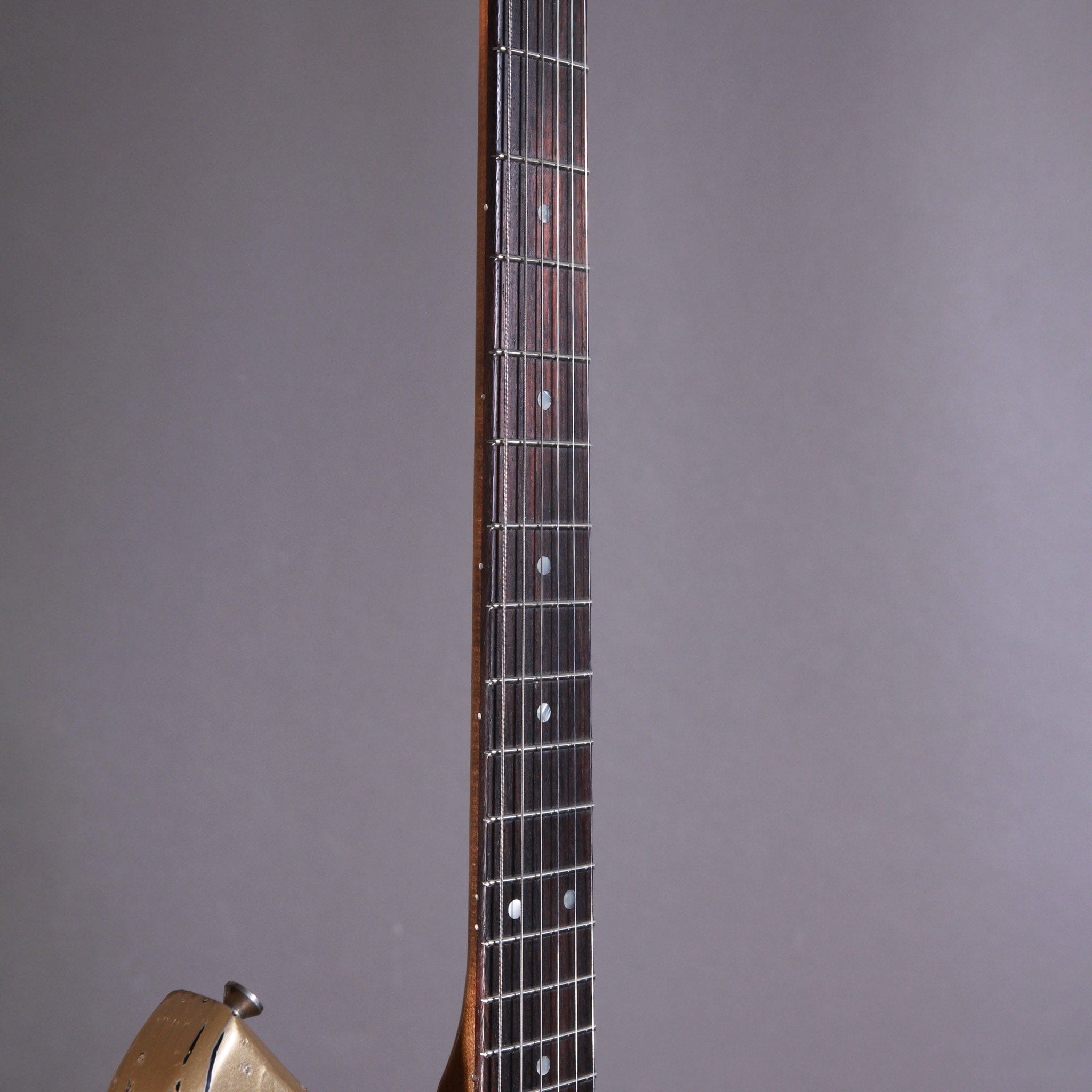 NOVO Guitars Elgitarr Novo Serus J Shoreline Gold over 64 3 Tone Burst tgt11