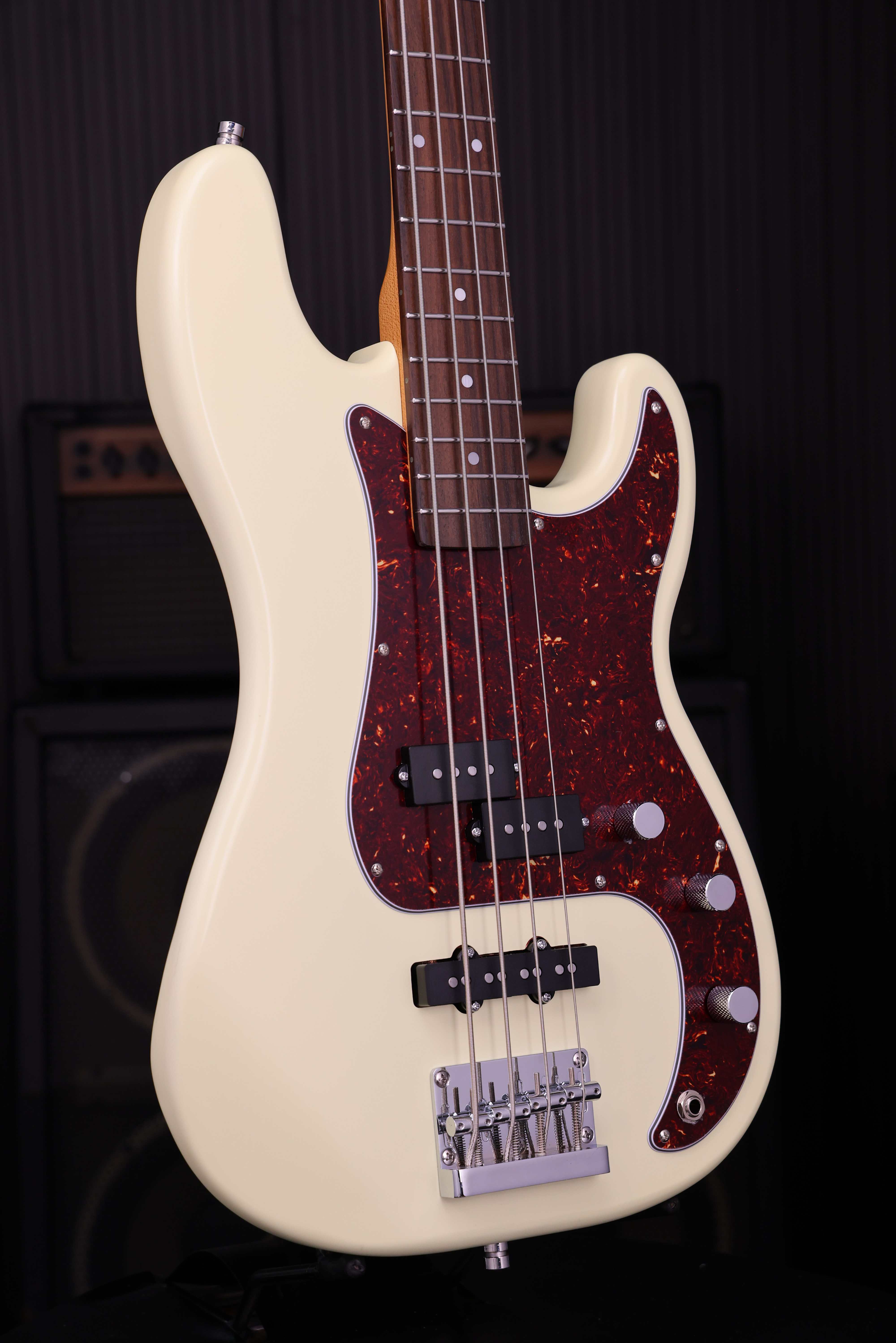 Patina Guitars Bas Patina Guitars PJB-3 Bass Olympic White tgt11