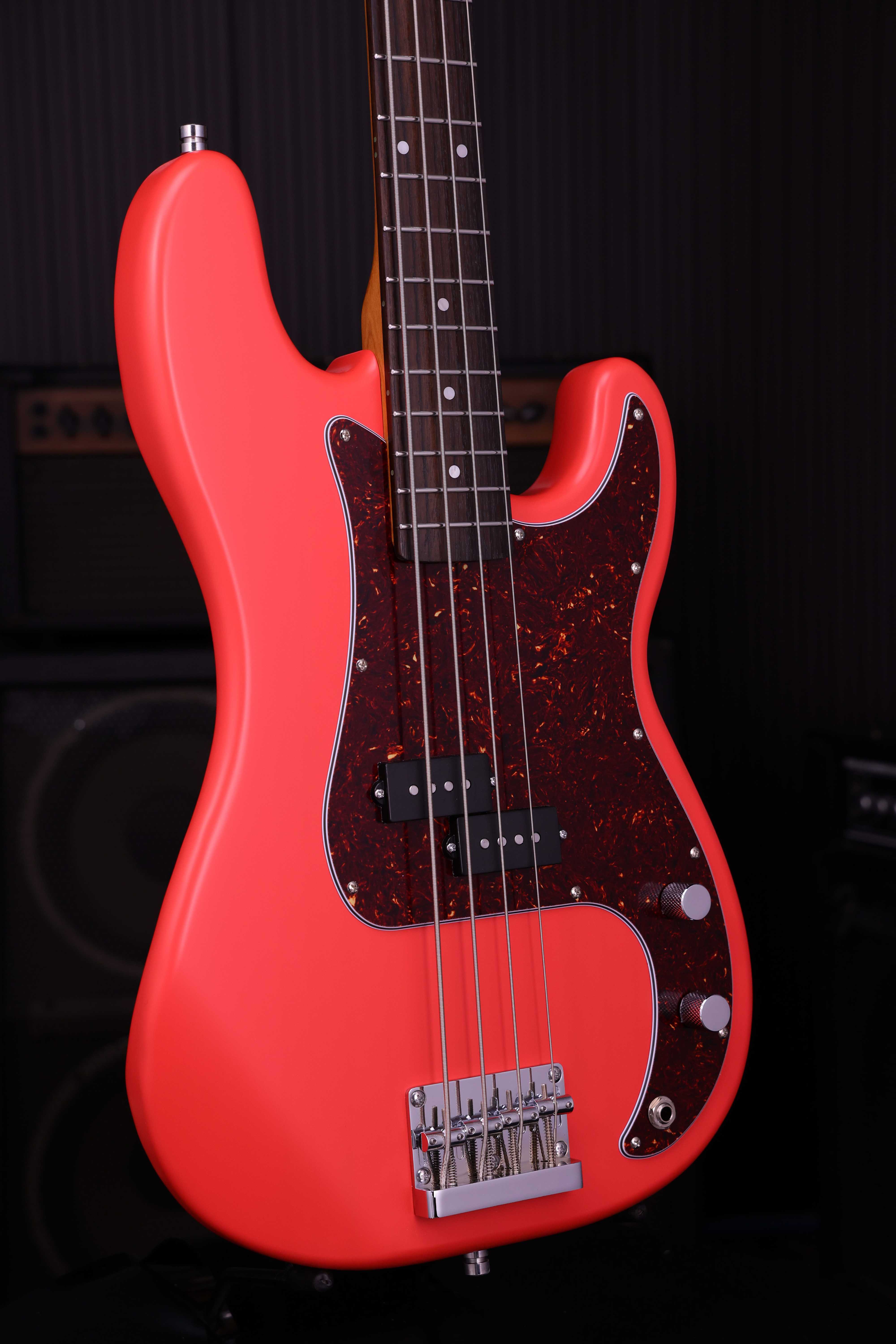 Patina Guitars Bas Patina Guitars PPB-3 Bass Fiesta Red tgt11