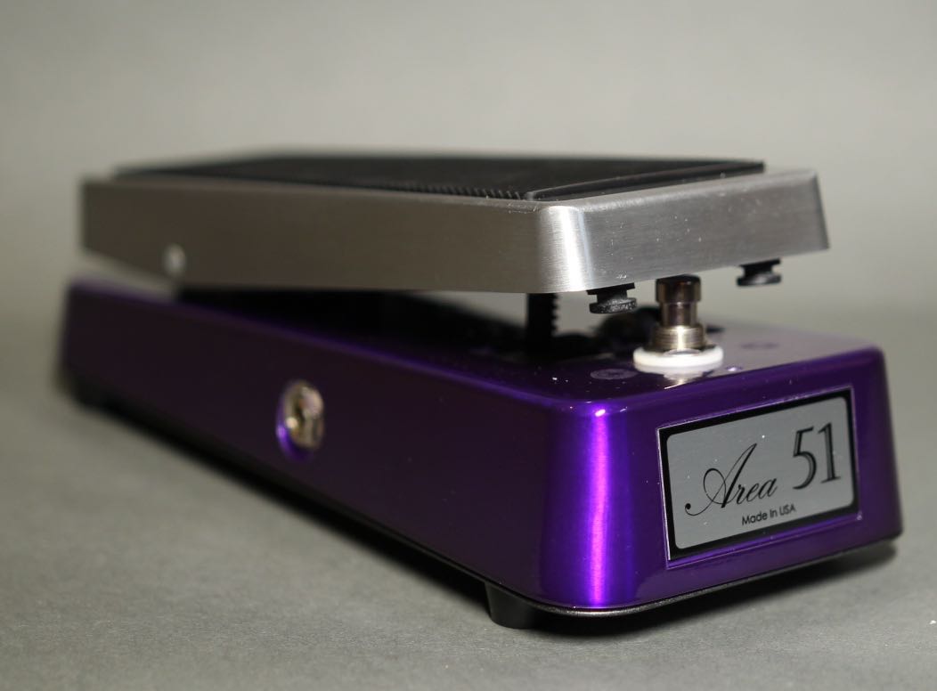 Area 51 Clone Wah Vox Purple w output Buffer
