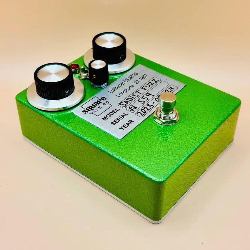 SquareWave Fuzz pedal SquareWave Sadist II Fuzz tgt11
