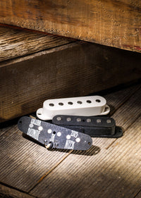 Lollar Pickups Strat Blonde Set Parchment Staggered