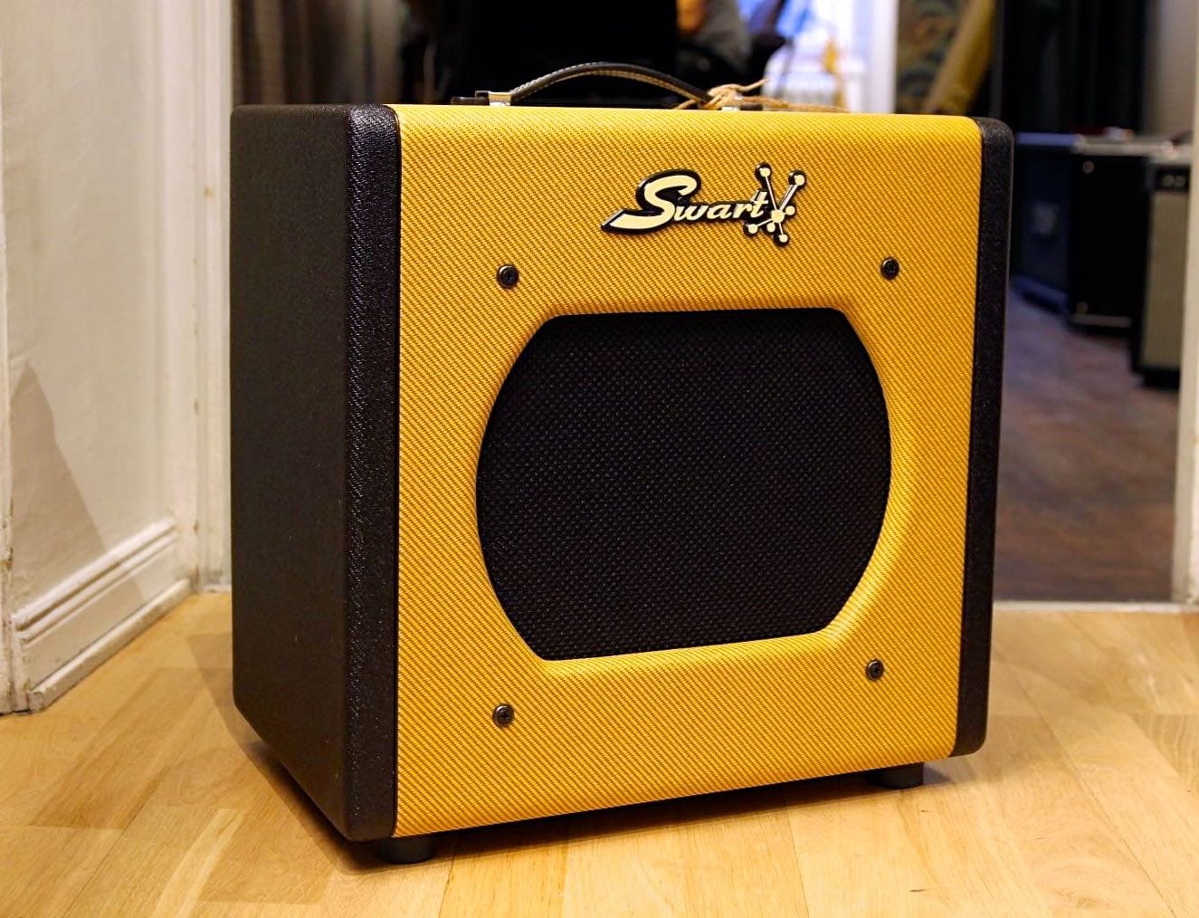 Swart amps Förstärkare Swart STR-Tremolo 5w tgt11