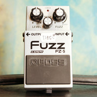 These Go To 11 Begagnat BOSS FZ-5 Fuzz USED - Very Good Condition - with Box no PSU tgt11