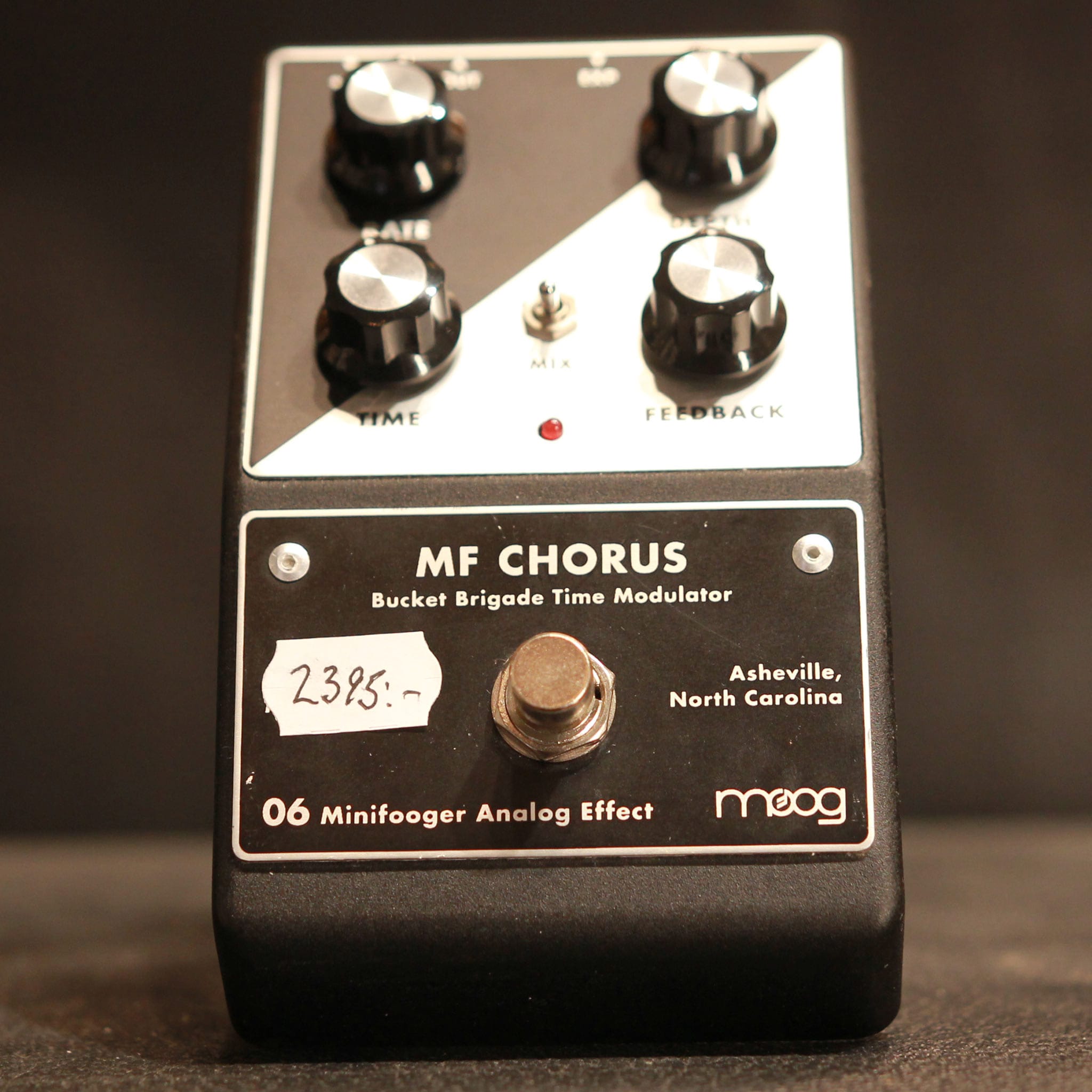 These Go To 11 Begagnat Moog MF Chorus USED - VG Condition - no Box or PSU tgt11