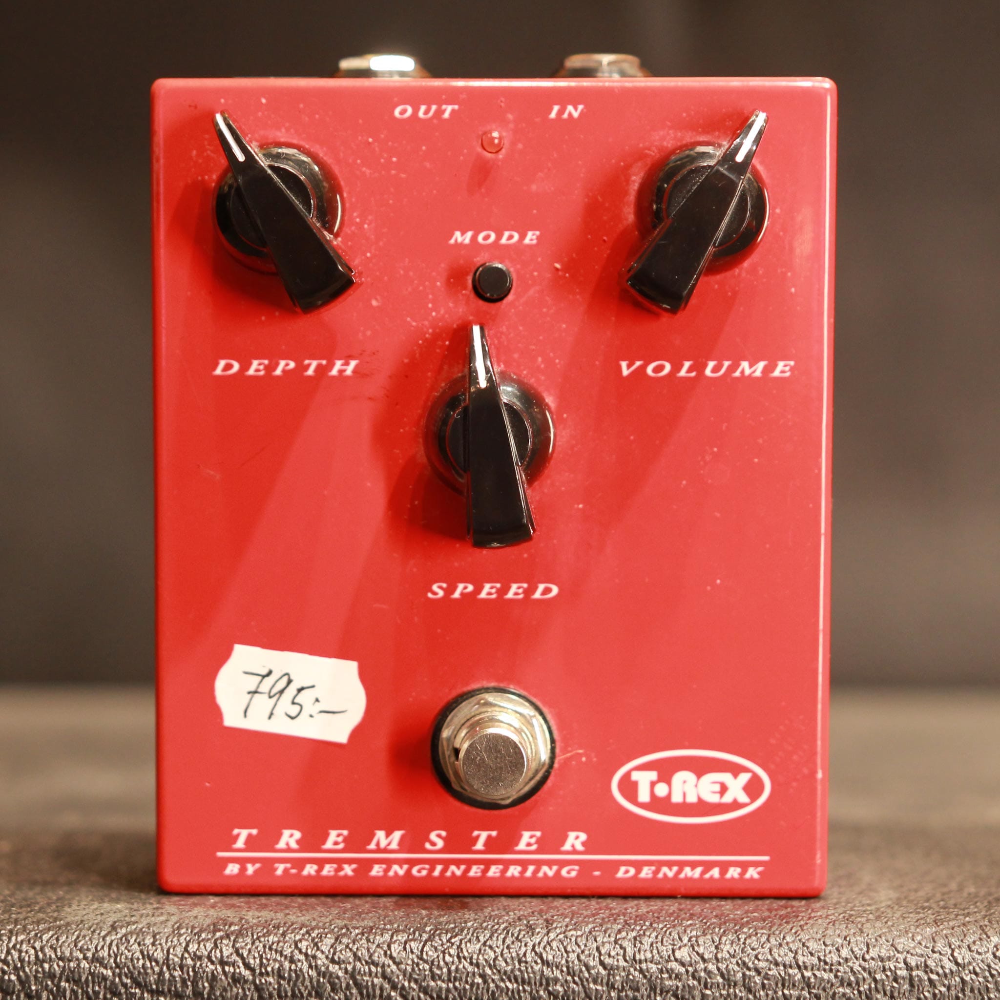 These Go To 11 Begagnat T.Rex Tremster USED - VG Condition - no Box or PSU tgt11