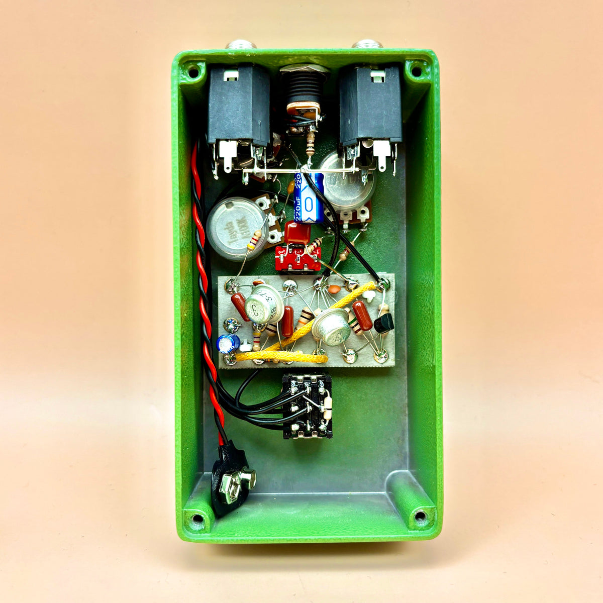 These Go To 11 Fuzz pedal SquareWave Filth Box tgt11