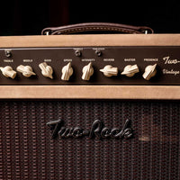 Two-Rock Förstärkare Two-Rock Vintage Deluxe 40w head w 3x10 Cab tgt11