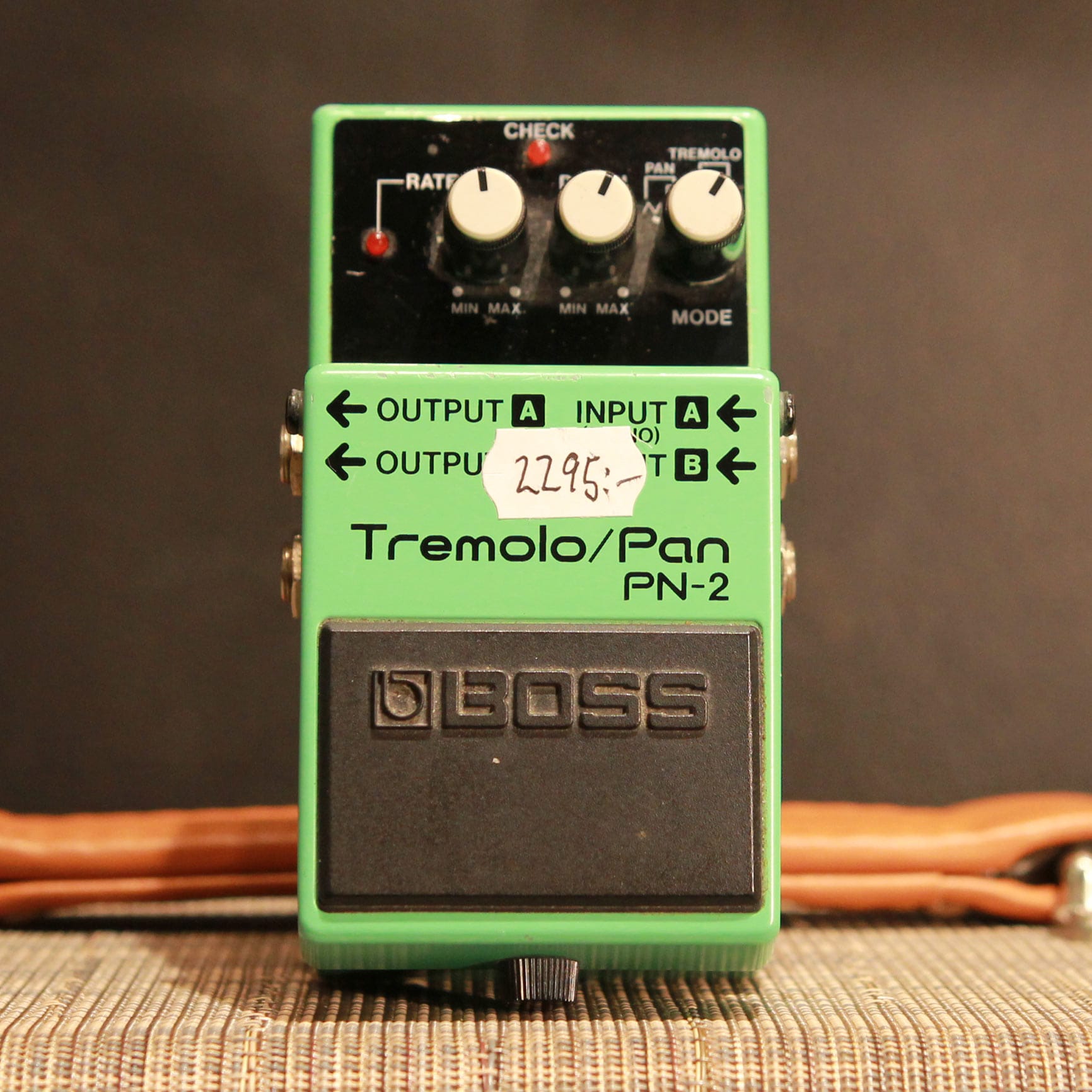 Used gear Begagnat Boss PN-2 Tremolo/Pan USED - VG - No Box or PSU tgt11