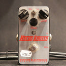 Used gear Begagnat Durham Electronics Mucho Boosto USED - VG Condition - with Box no PSU tgt11