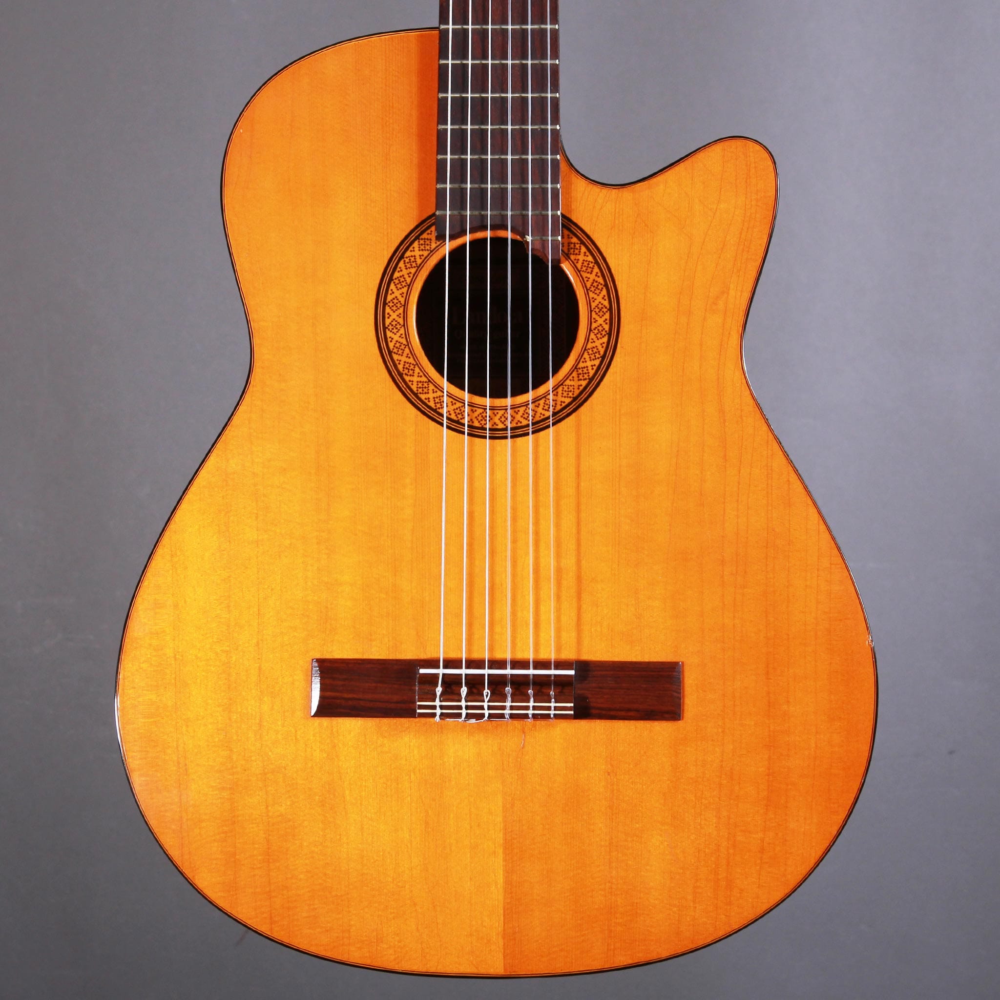 Used gear Begagnat Landola C200 Cut USED - Very Good Condition - No Case tgt11