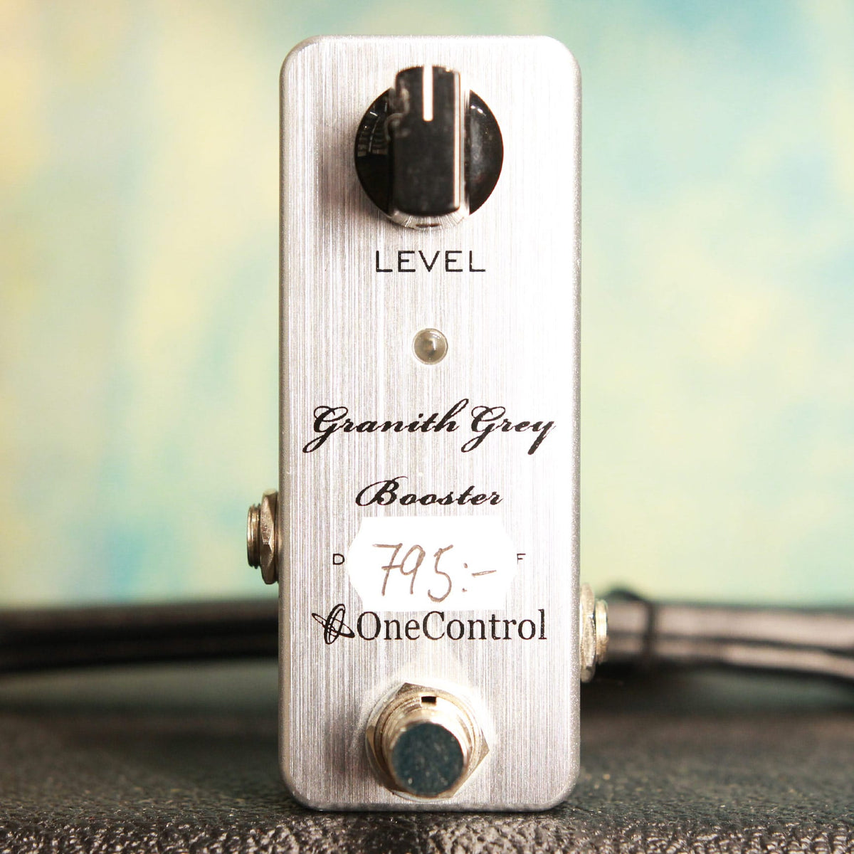Used gear Begagnat One Control Granith Gray Booster USED - VG Condition - no Box or PSU tgt11
