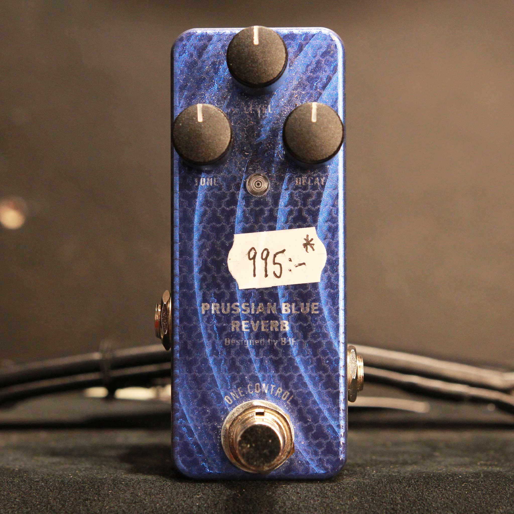 Used gear Begagnat One Control Prussian Blue Reverb USED - Very Good Condition - with Box no PSU tgt11