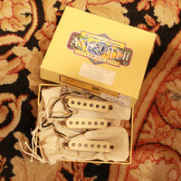 Used gear Begagnat Seymour Duncan antiquity II Strat Set USED - VG - w/ Box tgt11