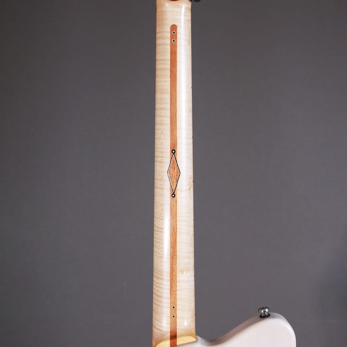 Voluptuous Noise Guitars Elgitarr Voluptuous Noise Guitars Sneddy White tgt11